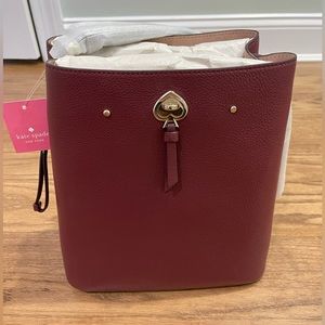 Kate Spade Large Bucket Bag in cherrywood